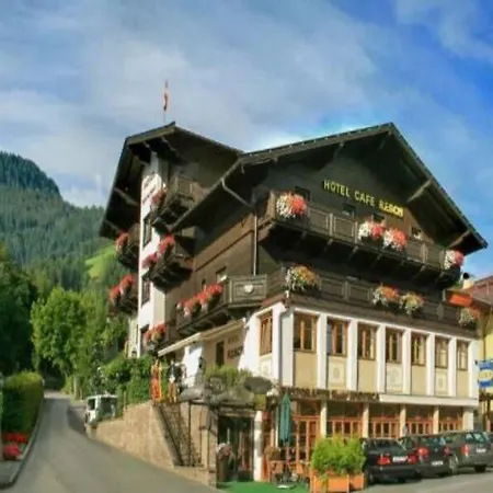 Resch Hotel 3*